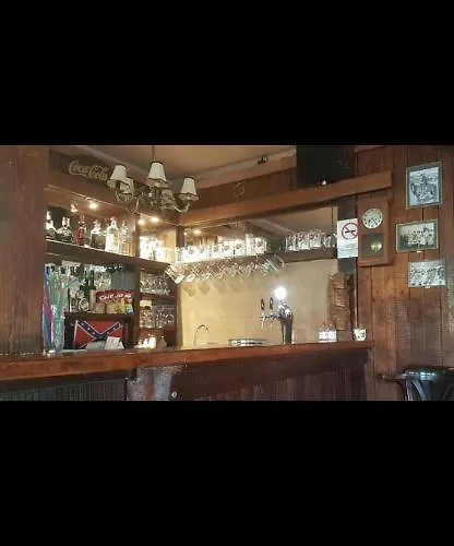 Texas Pub & * Budapest